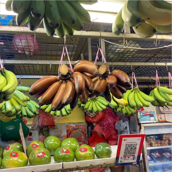 Fruits in Singapore: 25 Tropical Singapore Fruits to Try and Singapore Desserts
