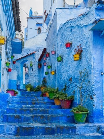 11 Most Beautiful Towns In The World, 10 Most Colorful Towns In The World, How To Get From Fez Airport To Chefchaouen Best Way, Car Rental at Fez Airport, Fez airport to Chefchaouen, Fez to Chefchaouen, bus from Fez to Chefchaouen, bus from Fez airport to Chefchaouen, private transfer from Fez airport to Chefchaouen,