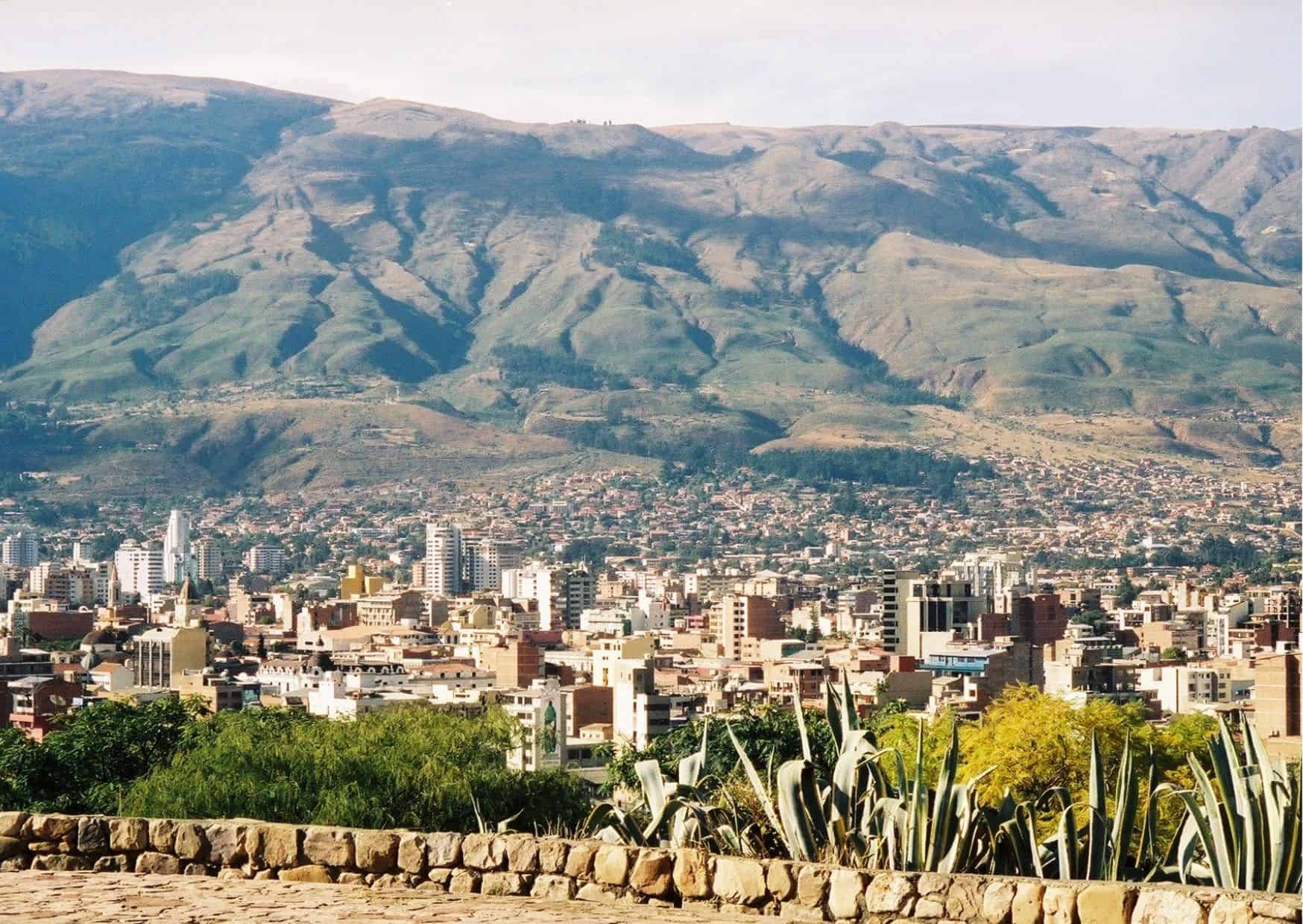 How To Get From Sucre to Cochabamba By Bus (Best Way), cheapest way from Sucre to Cochabamba, Sucre to Cochabamba, bus from Sucre to Cochabamba, bus from Sucre to Cochabamba, by plane from Sucre to Cochabamba, best way from Sucre to Cochabamba
