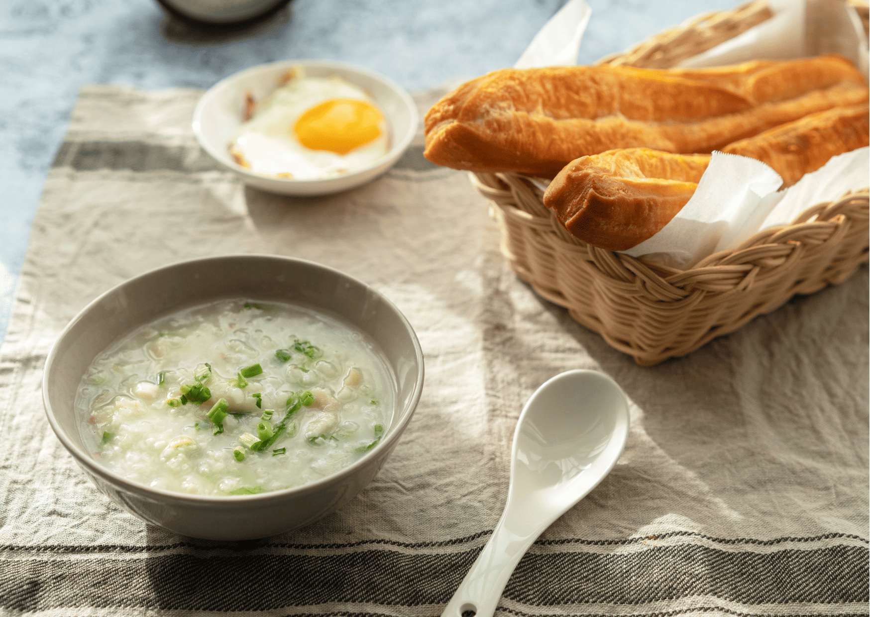 traditional hongkong breakfast, breakfast in hongkong