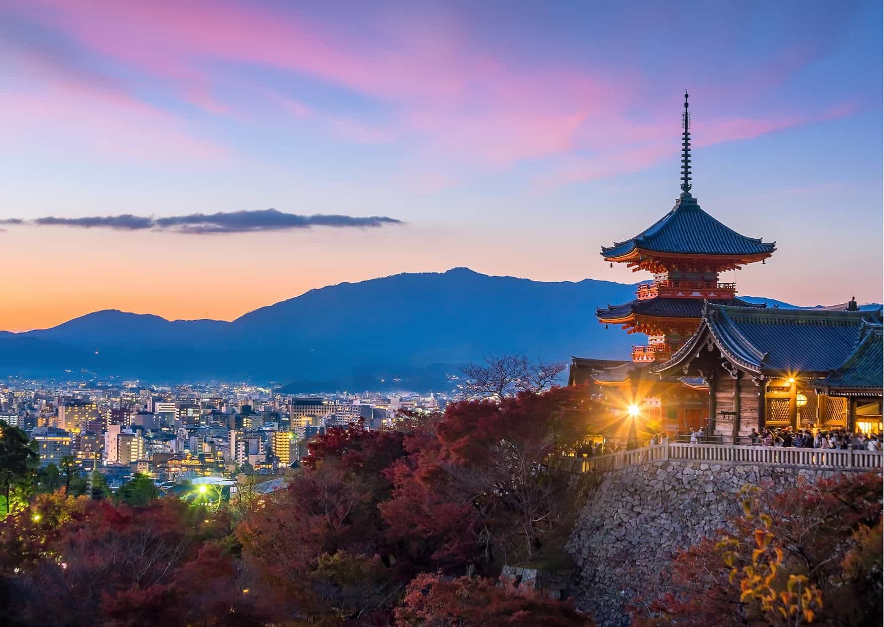 Tokyo Vs Kyoto: Which Is Better For Travel? 5 Tokyo Vs Kyoto: The Best and Worst of Japan’s New and Old Capitals
