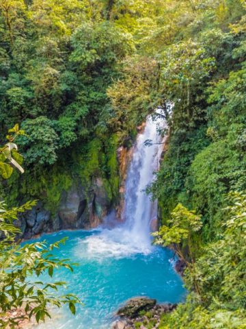 La Fortuna Waterfall Hike: Everything You Need To Know
