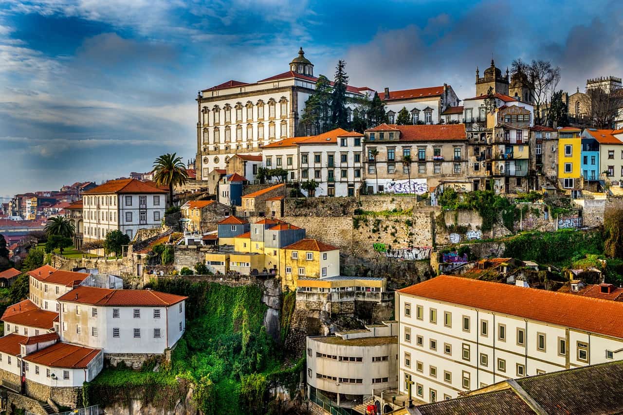 Daily Budget For Portugal: 10 Top Money-Saving Tips For Portugal 6 porto 2