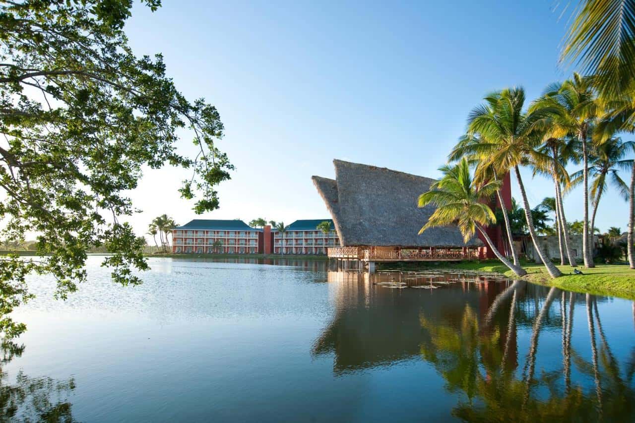10+ Best Punta Cana Resorts for Solo Travelers: Best Punta Cana Resorts for Singles