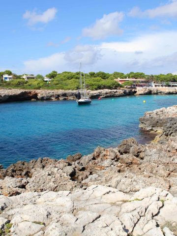How To Get From Menorca Airport To Cala Blanca Best Way, cheapest way from Menorca airport to Cala Blanca, Menorca airport to Cala Blanca, shuttle bus from Menorca airport to Cala Blanca, taxi Menorca airport to Cala Blanca, Uber from Menorca airport to Cala Blanca, Menorca airport to Cala Blanca by bus, bus fare Menorca airport to Cala Blanca, best way from Menorca airport to Cala Blanca