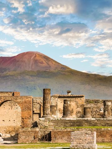 13 Most Beautiful UNESCO Sites In Italy, How To Get From Naples Airport to Pompeii Best Way, cheapest way from Naples Airport to Pompeii, cheapest way from Naples Airport to Pompeii, Naples Airport to Pompeii, bus from Naples Airport to Pompeii, taxi from Naples Airport to Pompeii, uber from Naples Airport to Pompeii, train from Naples Airport to Pompeii, shuttle bus from Naples Airport to Pompeii, private transfer from Naples Airport to Pompeii