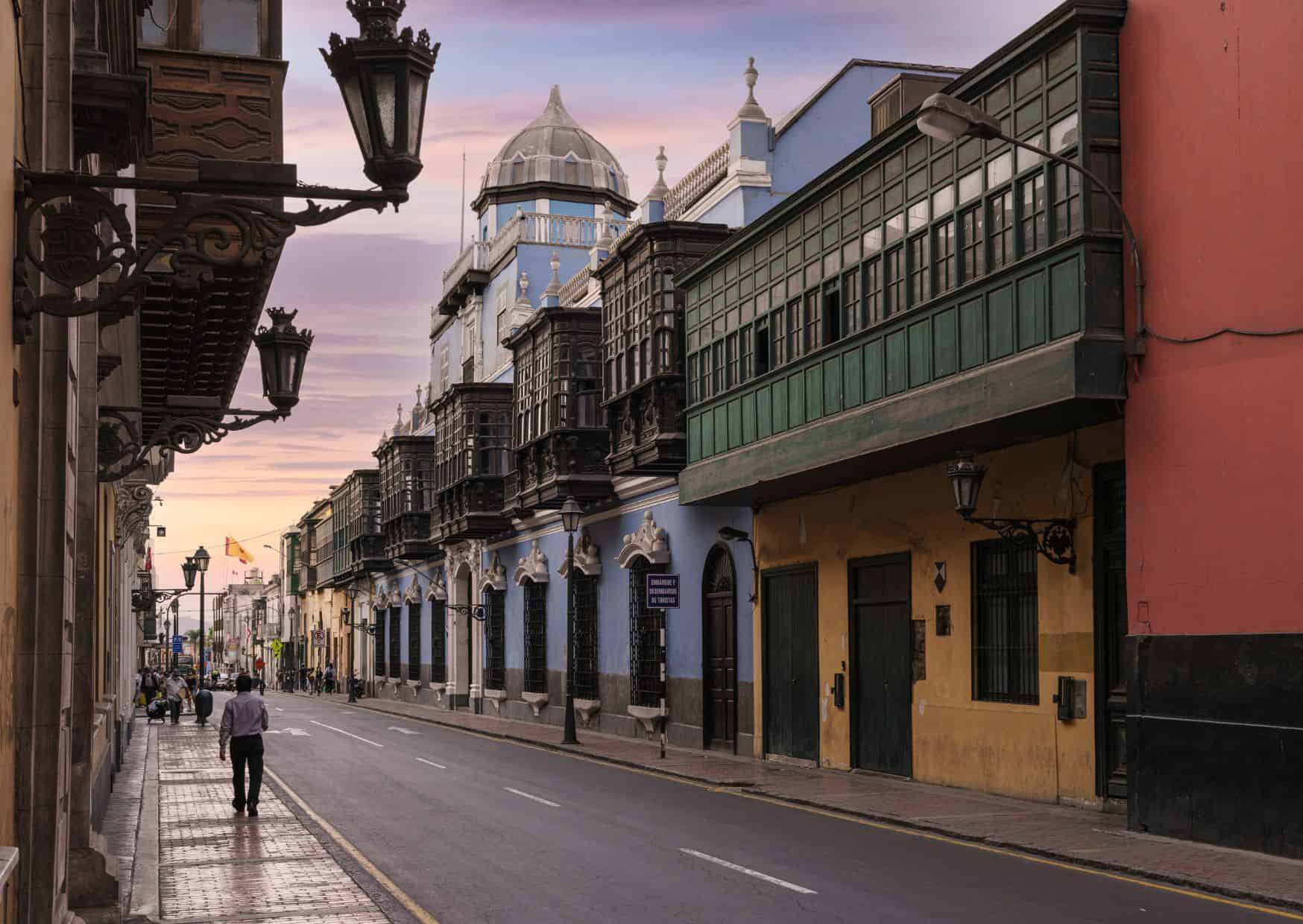 How To Get From Arequipa to Lima Airport Best Way 3 How To Get From Arequipa to Lima Airport Best Way, Arequipa to Lima Airport, cheapest way from Arequipa to Lima, Arequipa to Lima, bus from Arequipa to Lima, by plane from Arequipa to Lima, best way from Arequipa to Lima, taxi from Arequipa to Lima