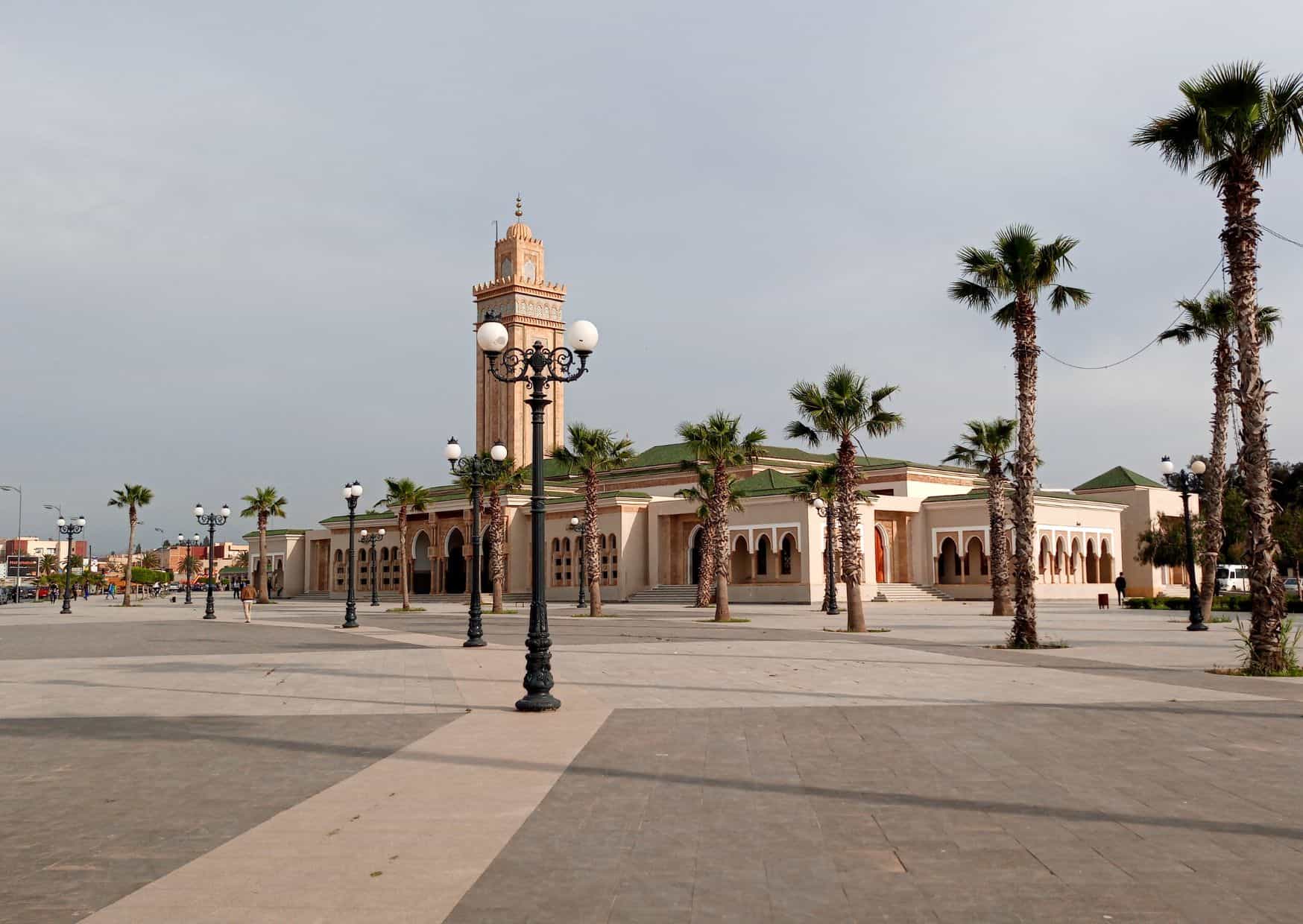 How To Get From Casablanca to Oujda Best Way, cheapest way from Casablanca to Oujda, Casablanca to Oujda, bus from Casablanca to Oujda, taxi Casablanca to Oujda, Uber Casablanca to Oujda, Casablanca to Oujda by bus, van from Casablanca to Oujda, best way from Casablanca to Oujda, train from Casablanca to Oujda,