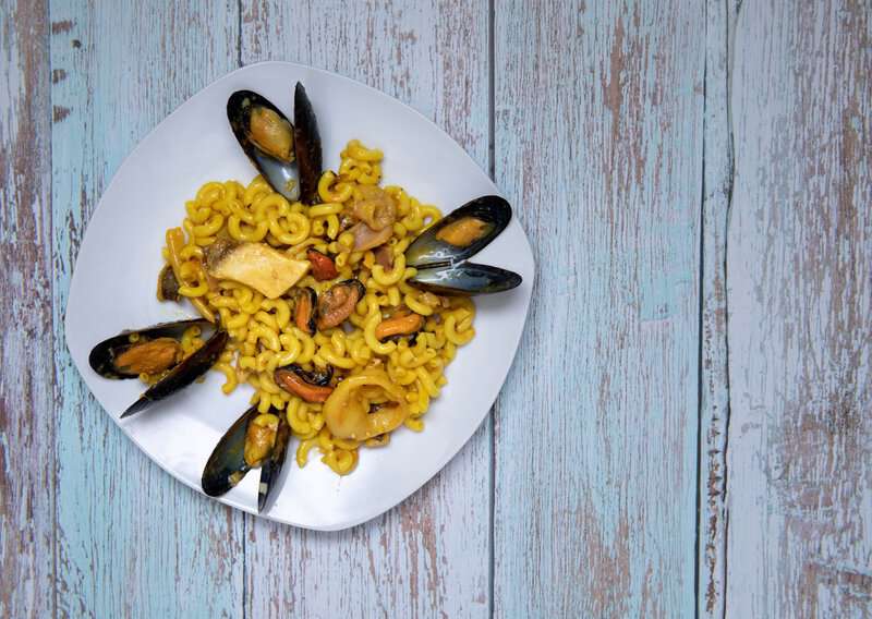 Paella vs Fideua Who Wins