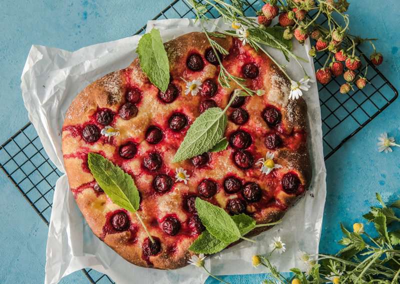 Focaccia Vs Schiacciata What is the Difference And Who Wins, How to Make Foccacia – An Authentic Foccacia (Recipe Guide)