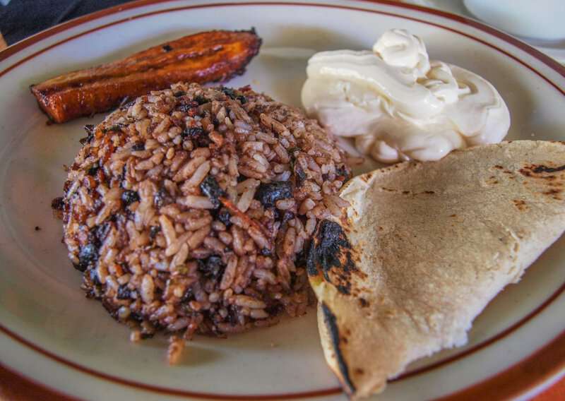 8 Reasons Why Not to Visit Costa Rica And 7 Main Reasons To Visit, How to Make Gallo Pinto – An Authentic Gallo Pinto (Recipe Guide)