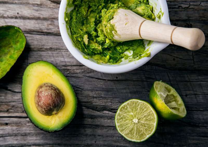 The Avocado Trick That Changes Everything in Homemade Guacamole 4 How to Make Guacamole – An Authentic Guacamole (Recipe Guide)