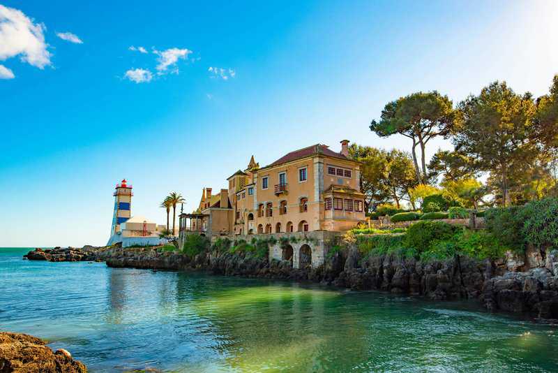 10 Mistakes Tourists Make While Visiting Lisbon: What to Avoid 4 Cascais Portugal - appeared in Mistakes Tourists Make While Visiting Lisbon