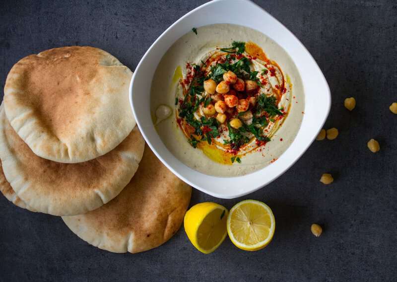 Homemade Hummus in 10 Minutes With Simple Pantry Ingredients 3 How to Make Humus – An Authentic Humus (Recipe Guide)