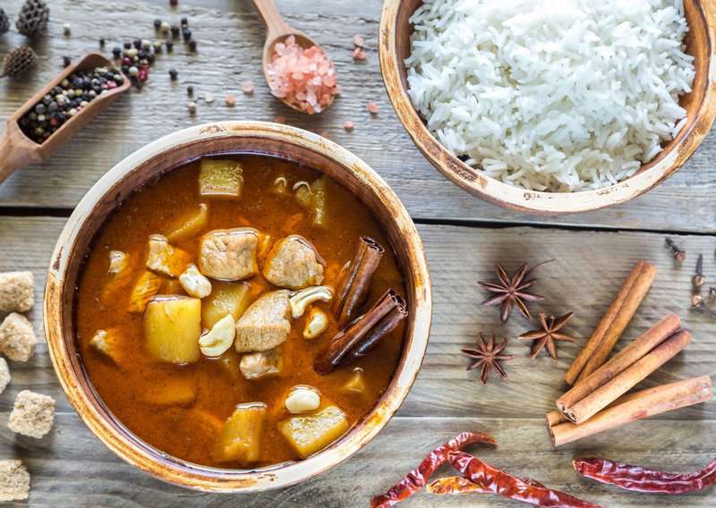Thailand’s “King of Curries”: How to Make Authentic Thai Massaman Curry Without Spending Hours in the Kitchen 4 How to Make Massaman Curry – An Authentic Massaman Curry (Recipe Guide)