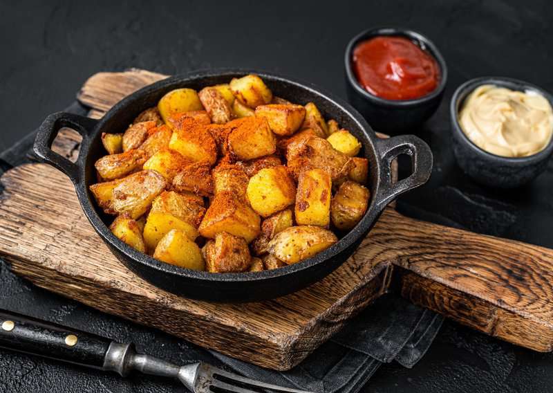 15 Reasons For Americans to Move to Spain 4 15 Reasons For Americans to Move to Spain, Digital Nomads in Barcelona: Everything You Need to Know, How to Make Patatas Bravas – Authentic Patatas Bravas (Recipe Guide)