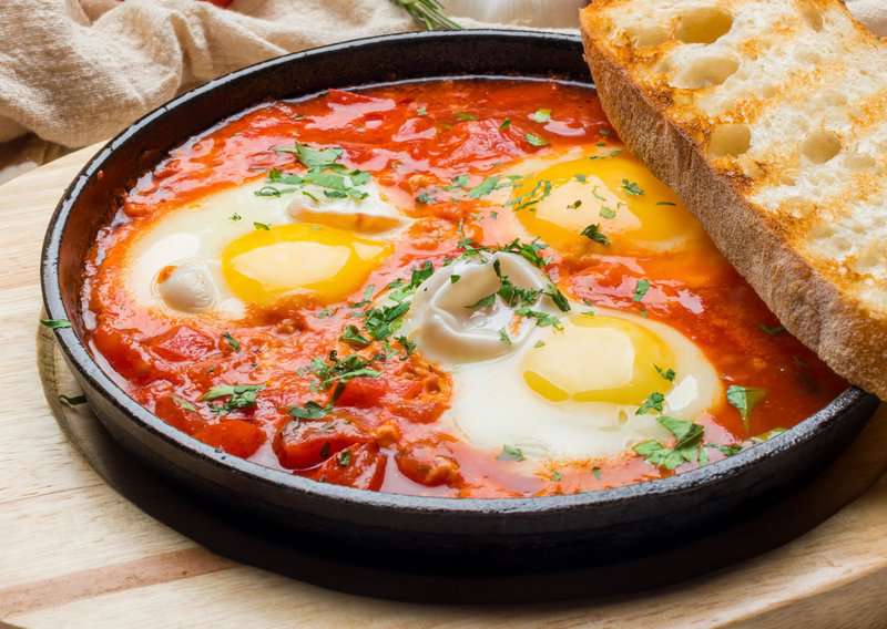 10 Most Delicious Breakfast To Try Around The World (Recipe Guide), How to Make Shakshuka – An Authentic Shakshuka (Recipe Guide)