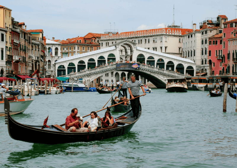 15 Common Mistakes To Avoid In Italy, 8 Tourist Mistakes in Italy and How You Can Avoid Them