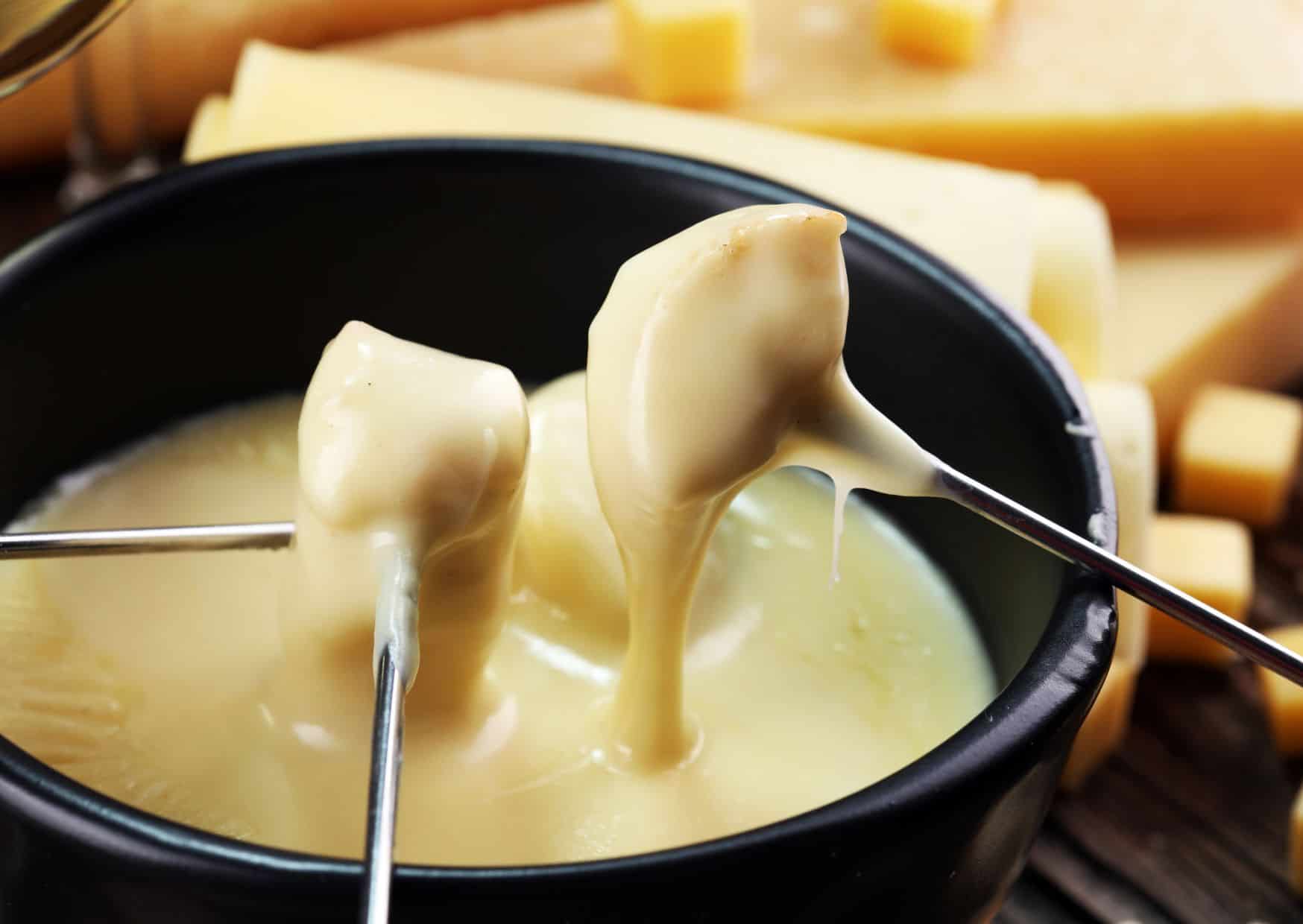 Stop Ordering Fondue Out And Make This Instead: Best Swiss Cheese Fondue Recipe With Gruyère and Emmental 5 How To Make Cheese Fondue (Recipe Guide) Tips And Calories