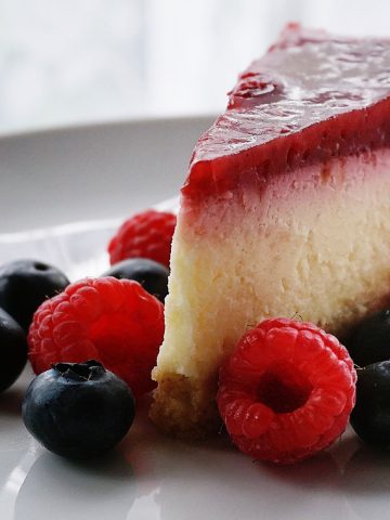 6 Most Popular Desserts in the World (Recipe Guide), How to Make Cheesecake – Authentic Cheesecake (Recipe Guide) Tips and Calories