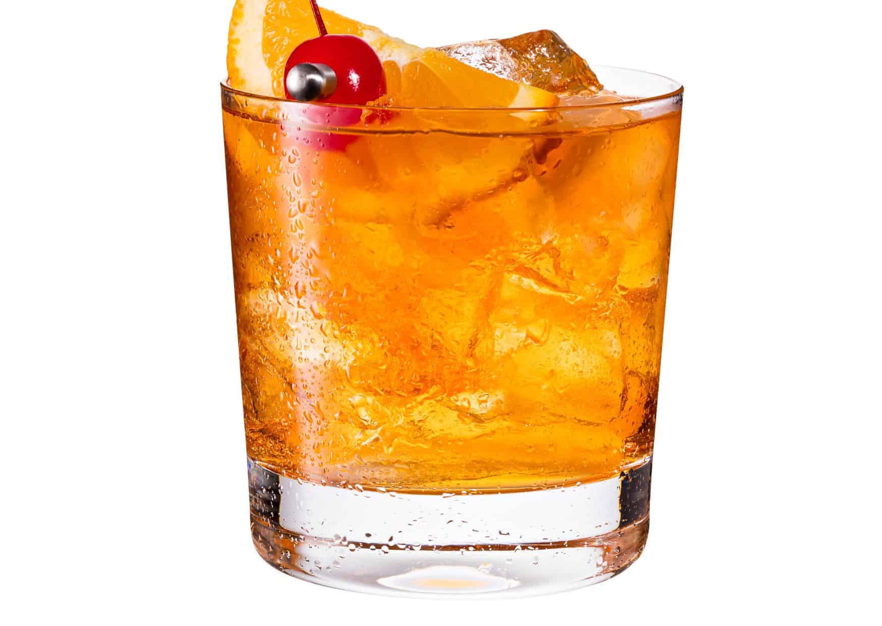 Most Popular Cocktails Around the World: These 7 Cocktails Survived Every Trend Because They’re That Good 5 Most Popular Cocktails Around the World, Old Fashined Cocktail,