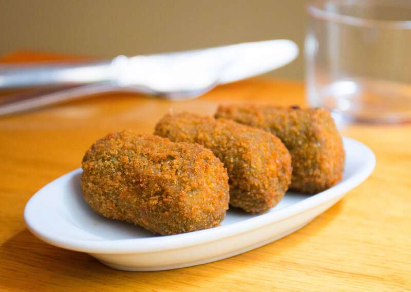 Spain For Foodies: What to Eat and Drink in Spain 11 How to Make Croquetas – Authentic Croquetas (Recipe Guide)