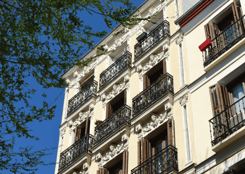 Traveling To Madrid Soon? 7 Tourist Traps To Avoid In Madrid Before They Waste Your Time And Money 5 Living in Madrid for a Year Chamberi in Central Madrid