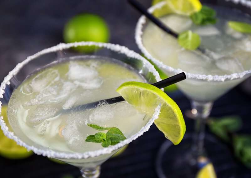 Most Popular Cocktails Around the World: These 7 Cocktails Survived Every Trend Because They’re That Good 2 Most Popular Cocktails Around the World, How To Make Margarita Cocktails (Recipe Guide)