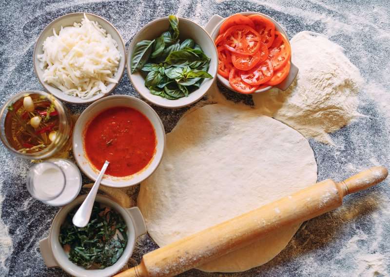 The Neapolitan Pizza Recipe Americans Keep Overloading With Toppings 3 How to Make Neapolitan Pizza – Authentic Neapolitan Pizza (Recipe Guide)