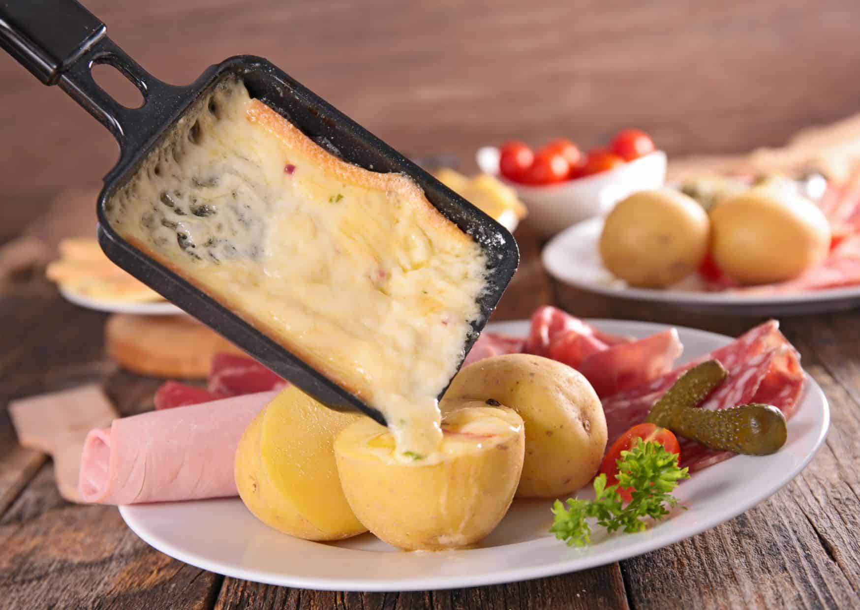 Why Everyone Is Obsessed With Raclette Right Now: The Swiss Cheese Ritual Taking Over Social Media 1 How To Make Raclette (Recipe Guide) Tips And Calories