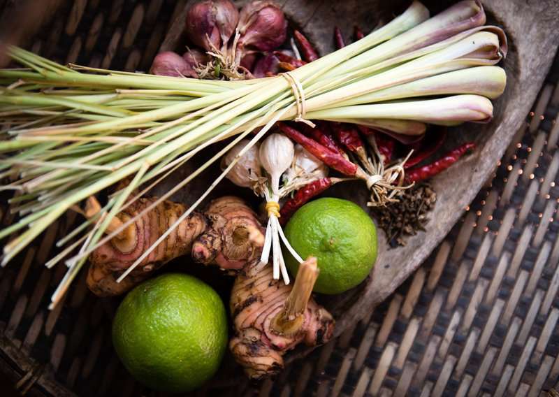 This 30-Minute Thai Soup Tastes Like It Simmered All Day: How to Make Tom Yum That Tastes Like Thailand 2 How to Make Tom Yum – Authentic Tom Yum (Recipe Guide)
