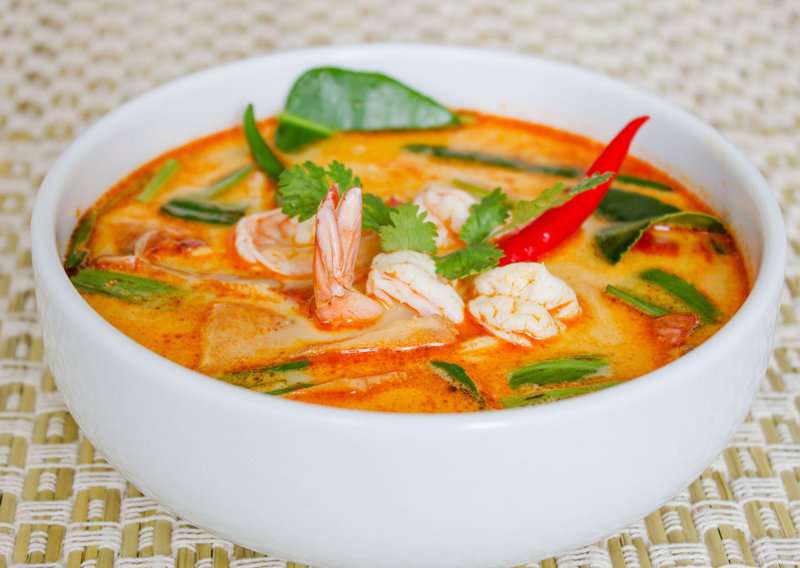 This 30-Minute Thai Soup Tastes Like It Simmered All Day: How to Make Tom Yum That Tastes Like Thailand 1 How to Make Tom Yum – Authentic Tom Yum (Recipe Guide)