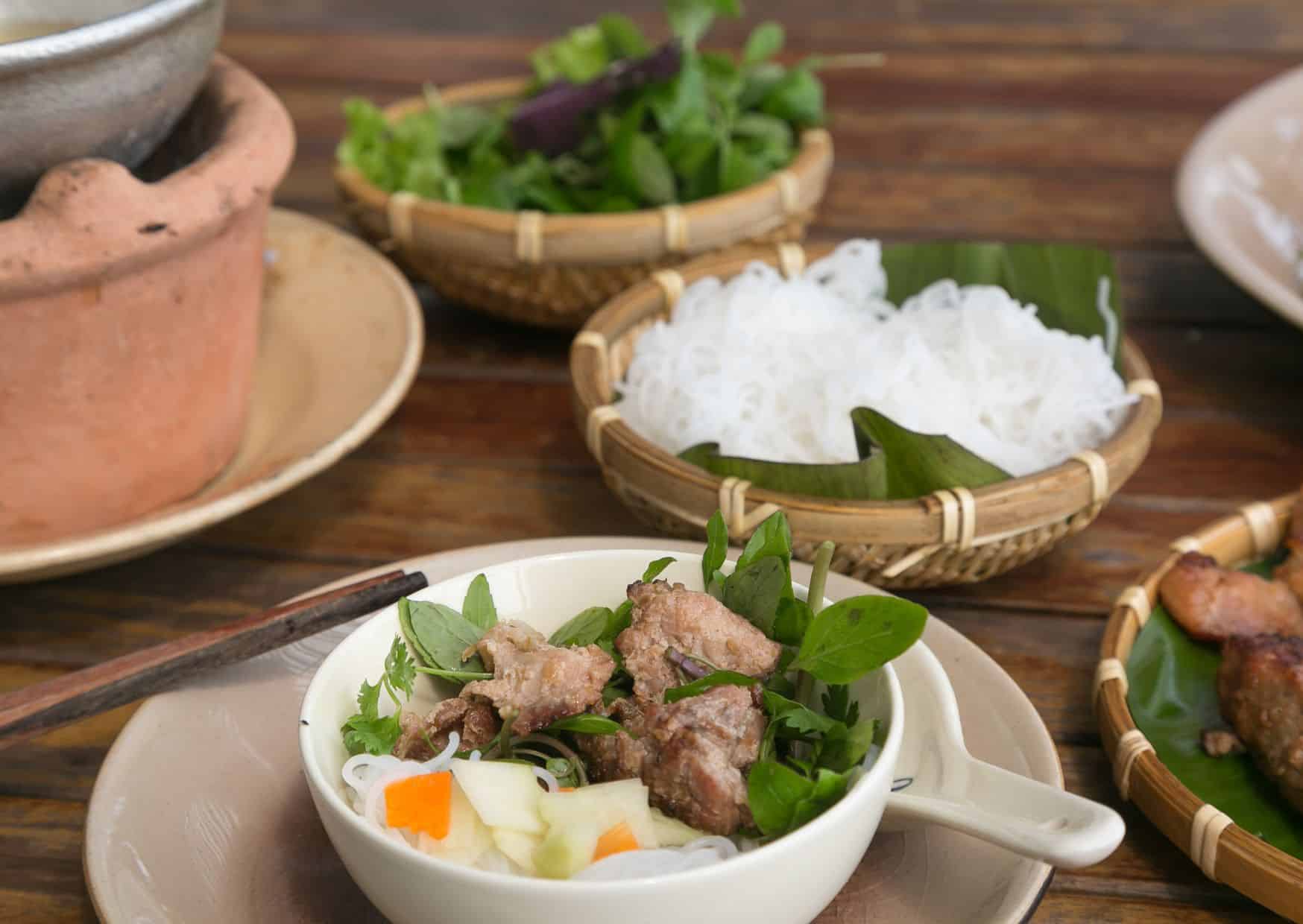 The Vietnamese Grilled Pork Recipe That Deserves to Be as Famous as Pho: How to Make Bún Chả That Tastes Like a Hanoi Street-Food Stall 4 How To Make Bun Cha (Recipe Guide) Tips And Calories