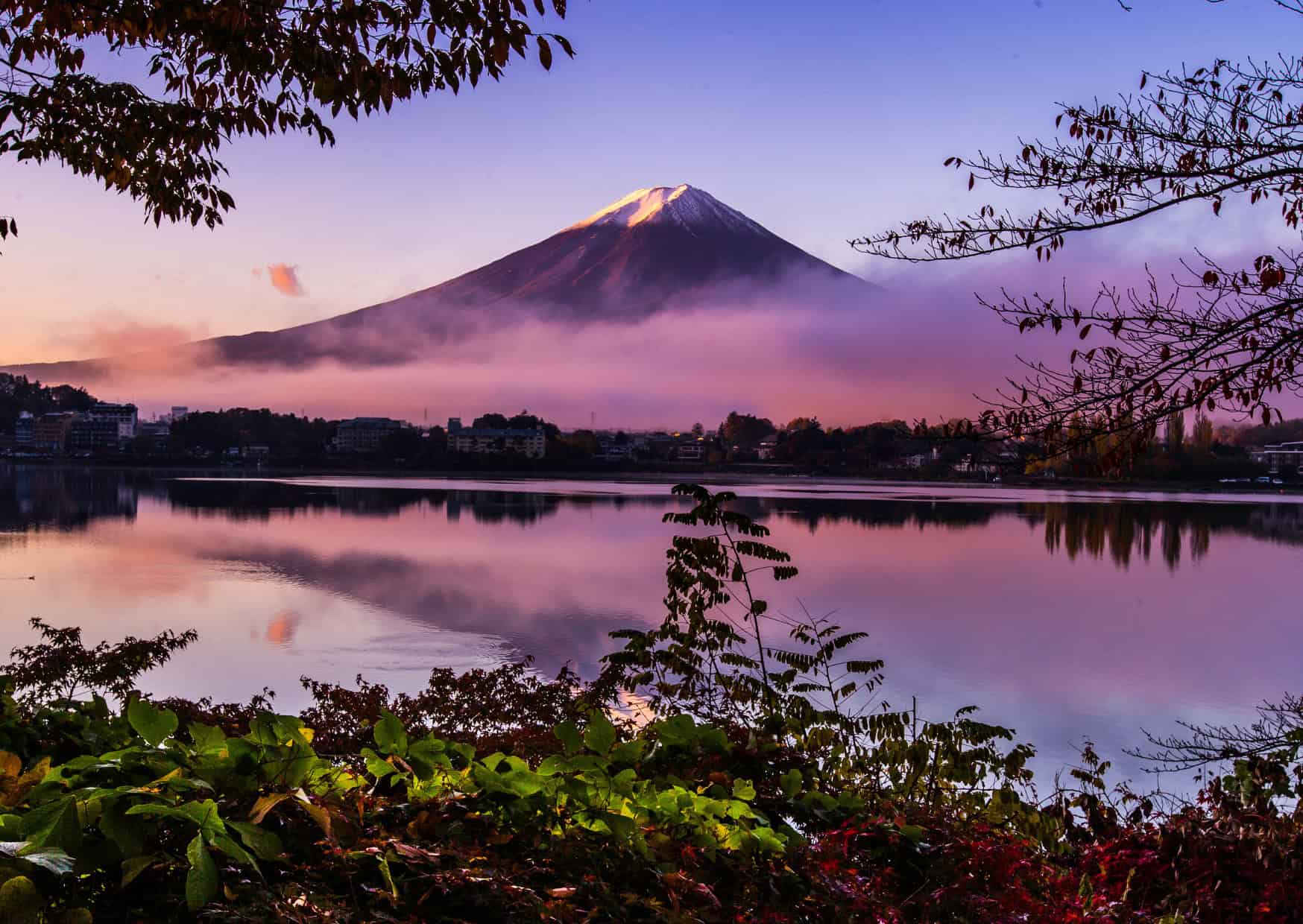 Americans Dream of Moving Abroad: Why These 7 Countries Quietly Want More Americans to Move There 7 23 Interesting Facts About Japan That You Didn’t Know, 10 Best Destinations for Solo Travel Right Now