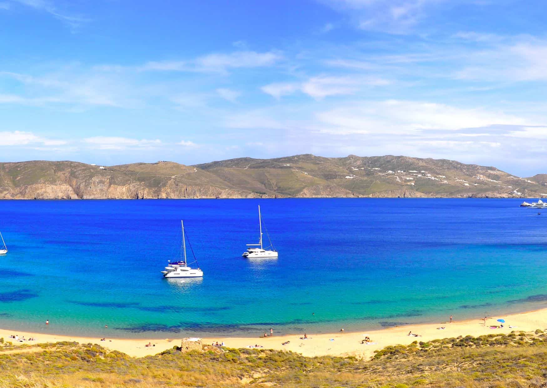 The 20 Adventures You Will Regret Not Taking This Year 4 20 Top Bucket List Experiences For Your Next Year, How To Spend 3 Days in the Greek Islands Without Breaking the Bank