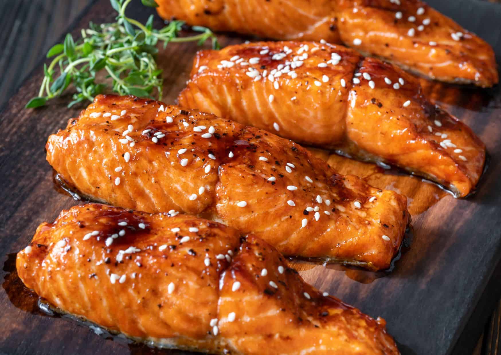 How To Make Honey Garlic Salmon (Recipe Guide) Tips And Calories