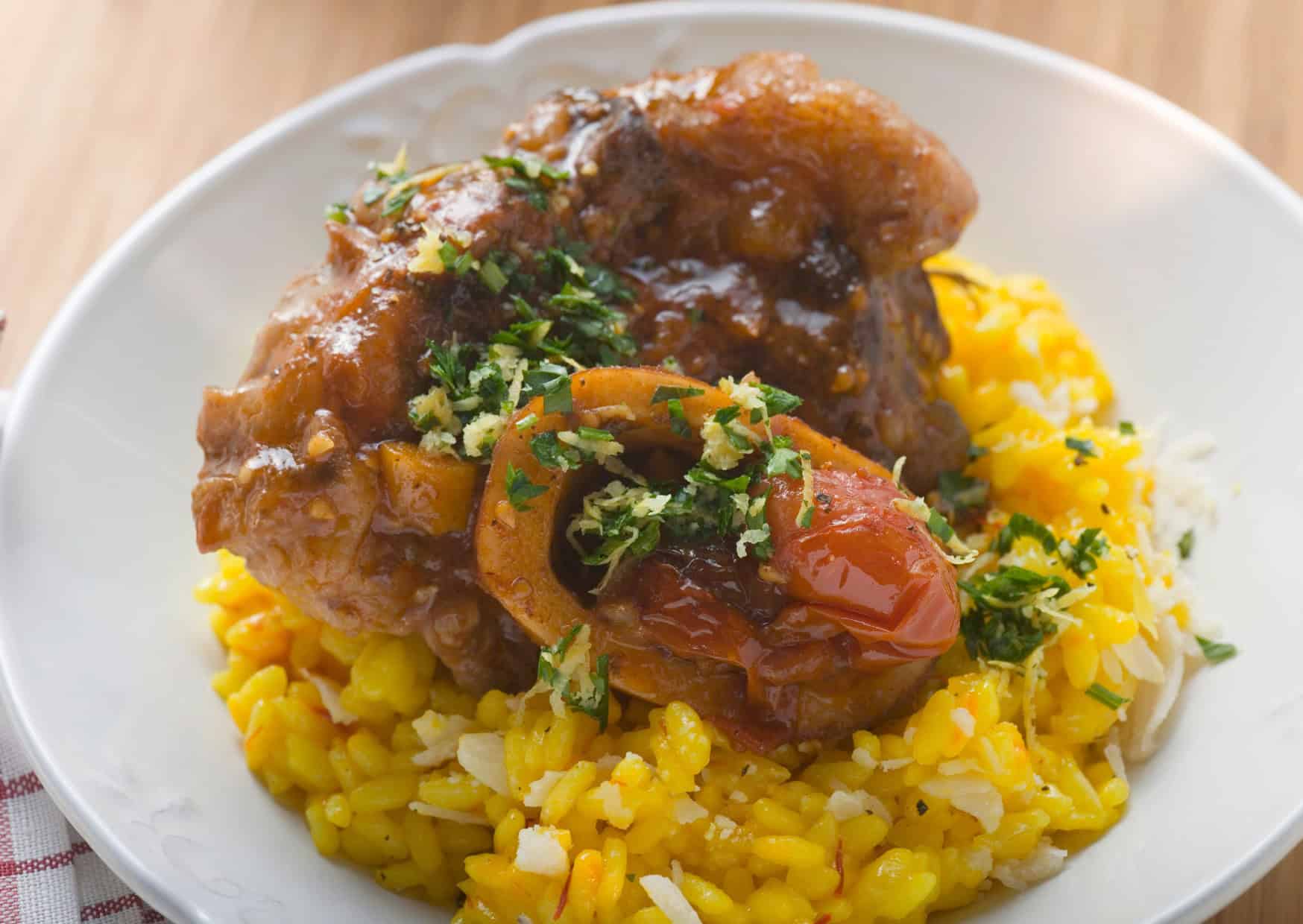 How to Make Authentic Osso Buco That Falls Apart With a Fork 4 How to Make Osso Buco Recipe Tricks and Calories 2