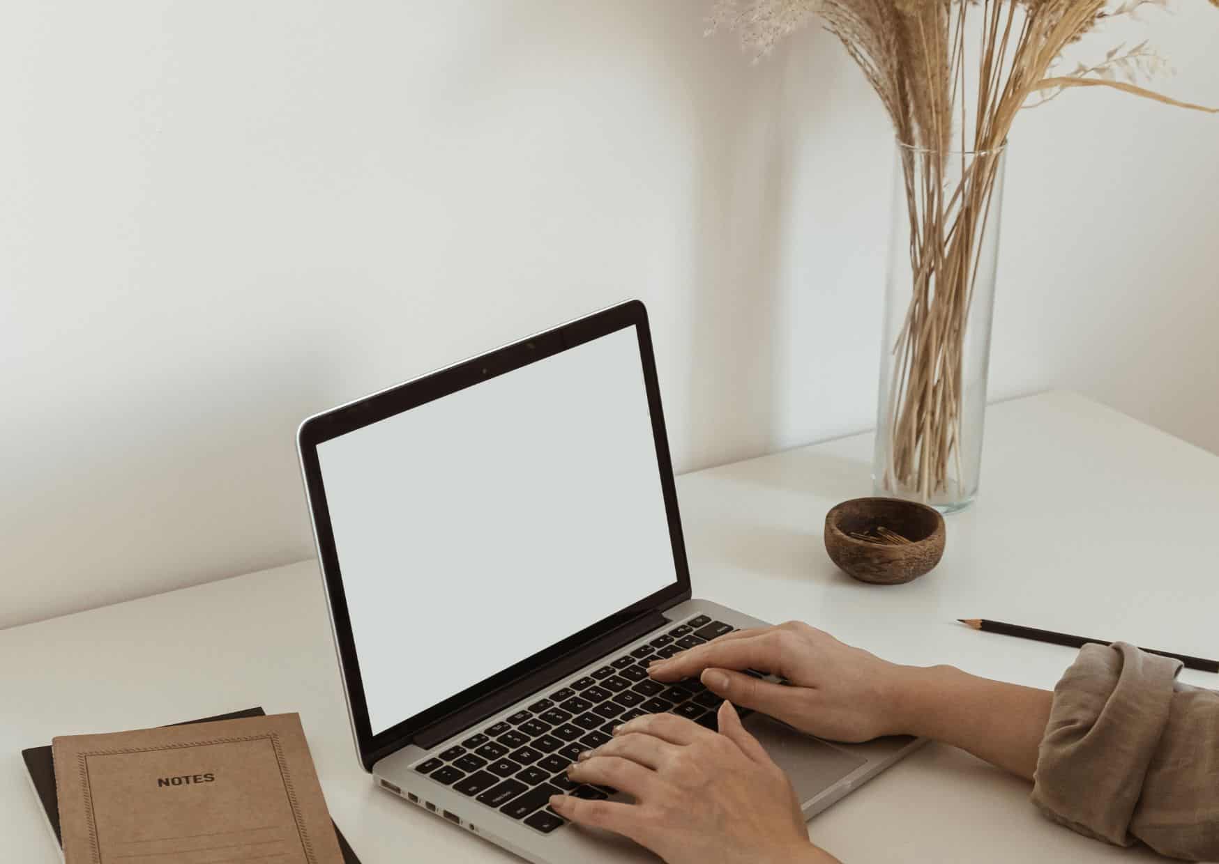 10 Minimalist Tips For Living A Minimalist Lifestyle