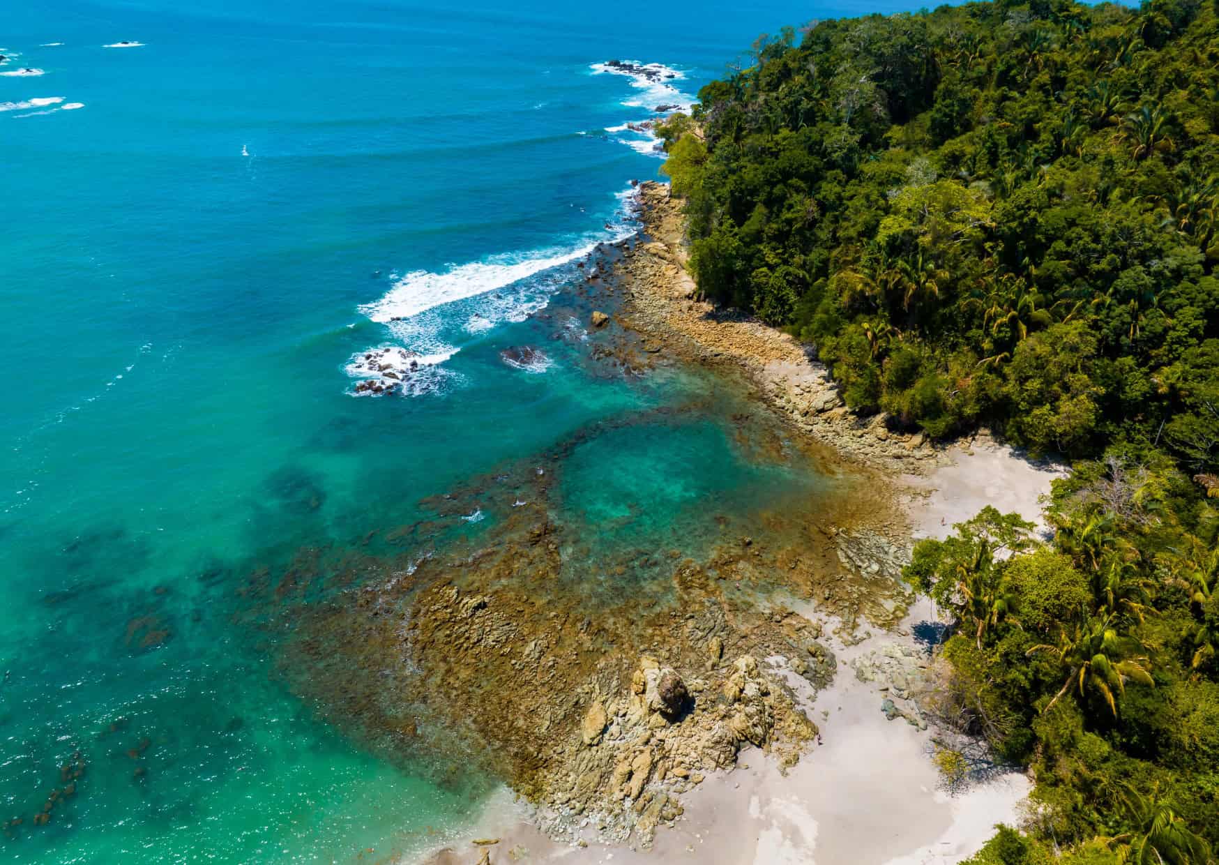 10 Best Countries To Move In 2025 With Free Visa For Expats, Avoid These 7 Common Mistakes Tourists Make in Costa Rica