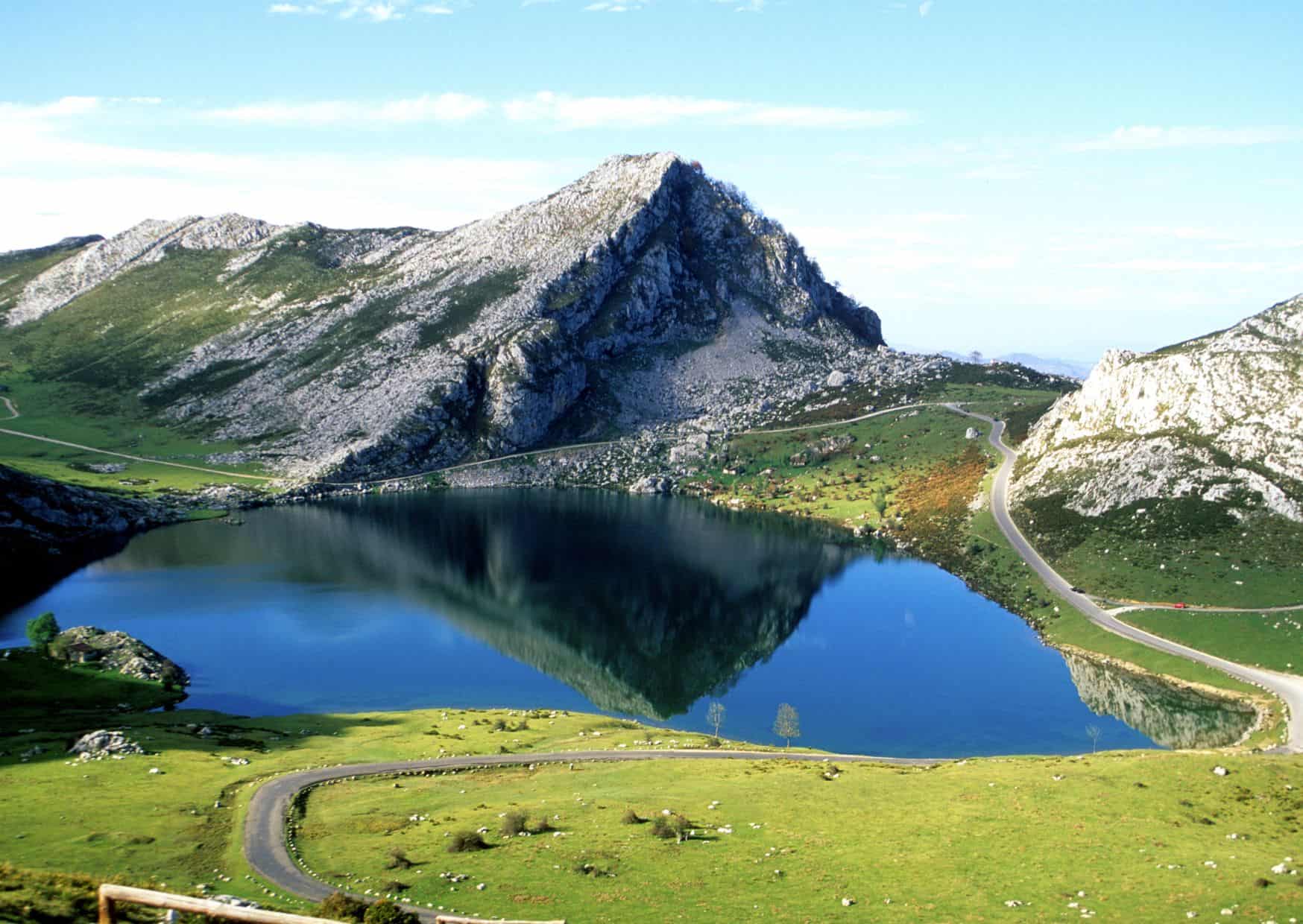 40 Quick Facts About Spain That You Didn't Know, 10 Unbelievable Experiences In Spain That You Can't-Miss, Picos de Europa