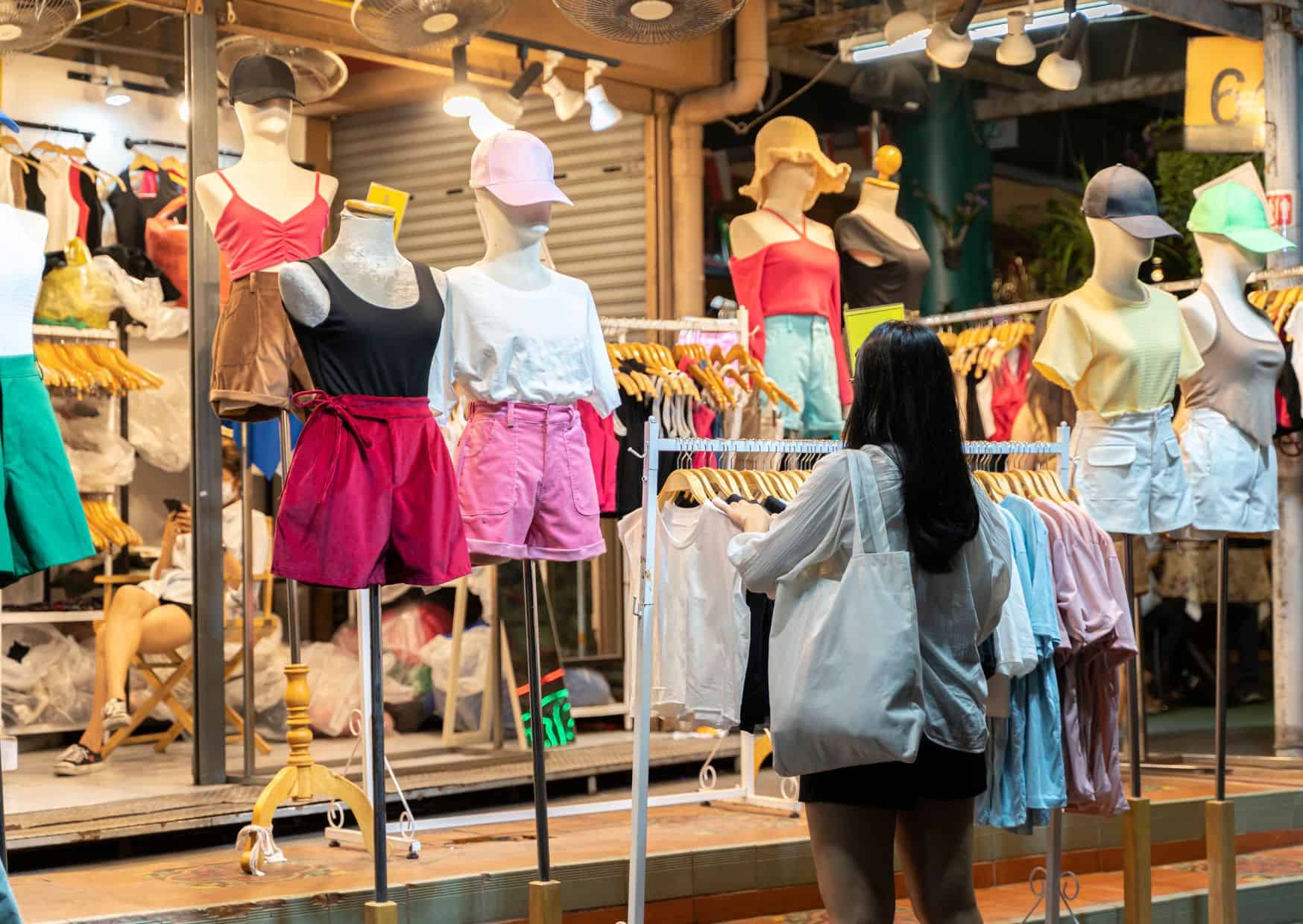 8 Tourist Traps to Avoid in Thailand And How To Avoid Them 8 Chatuchak Market,