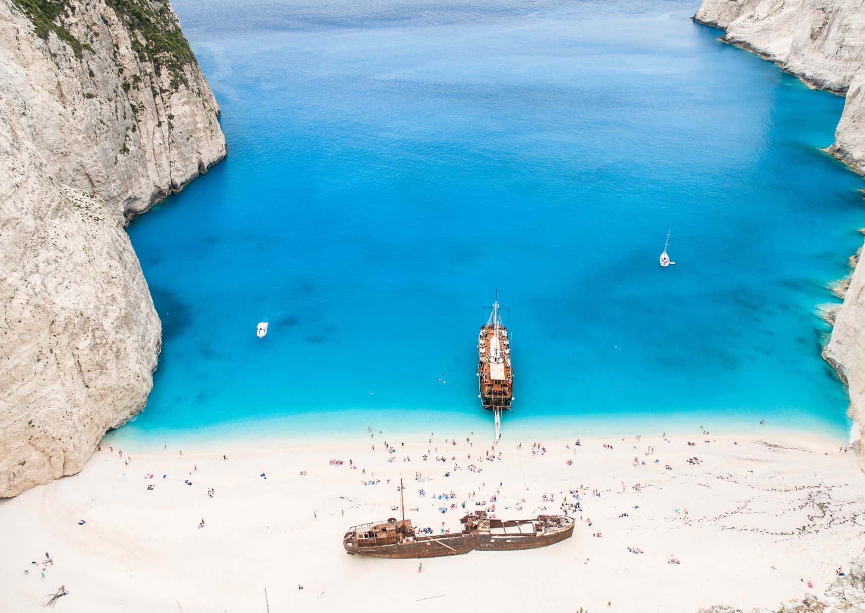 Greece: 8 Reasons to Skip It — And 7 Surprising Reasons You Absolutely Shouldn’t, 15 Common Mistakes to Avoid in Greece and How to Avoid Them