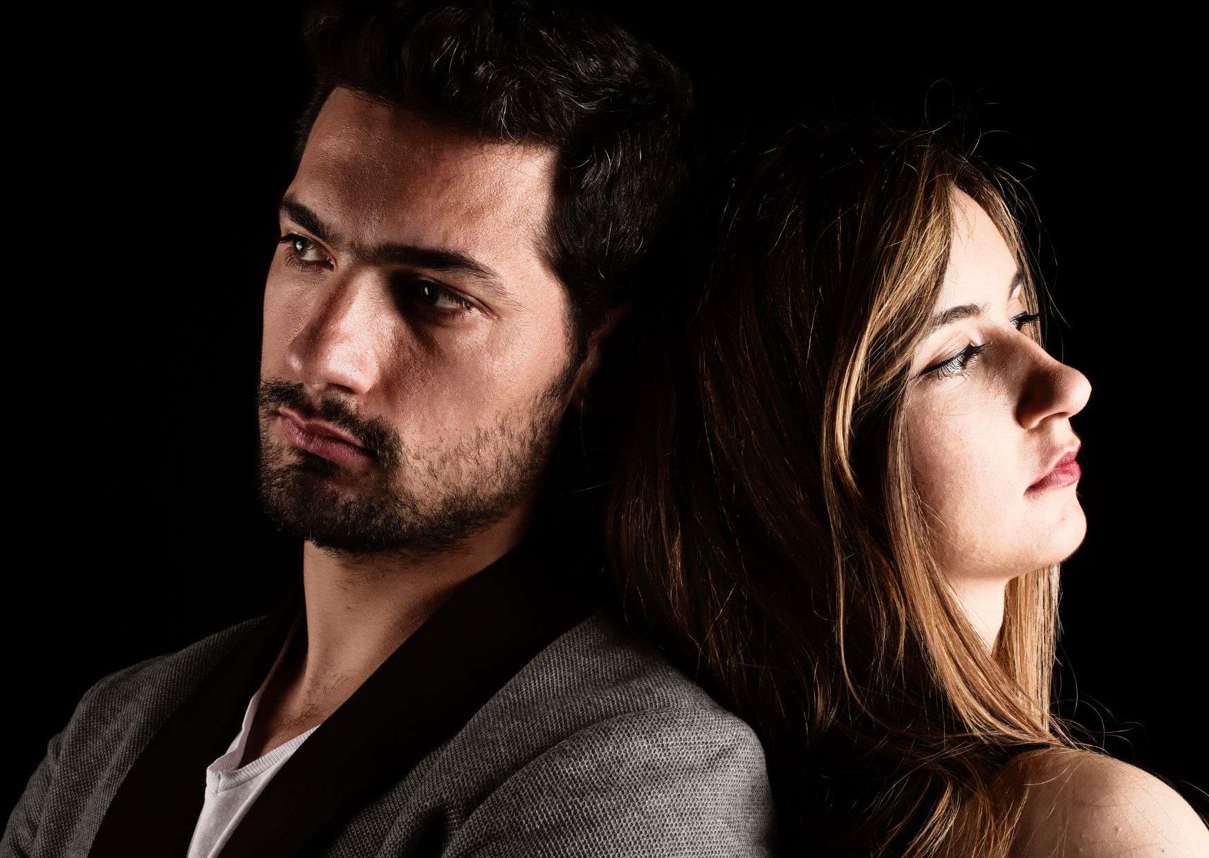 10 Relationship Mistakes That Can Ruin Your Love Life 2 10 Worst Mistakes That You Can Make In A Relationship With Your Partner