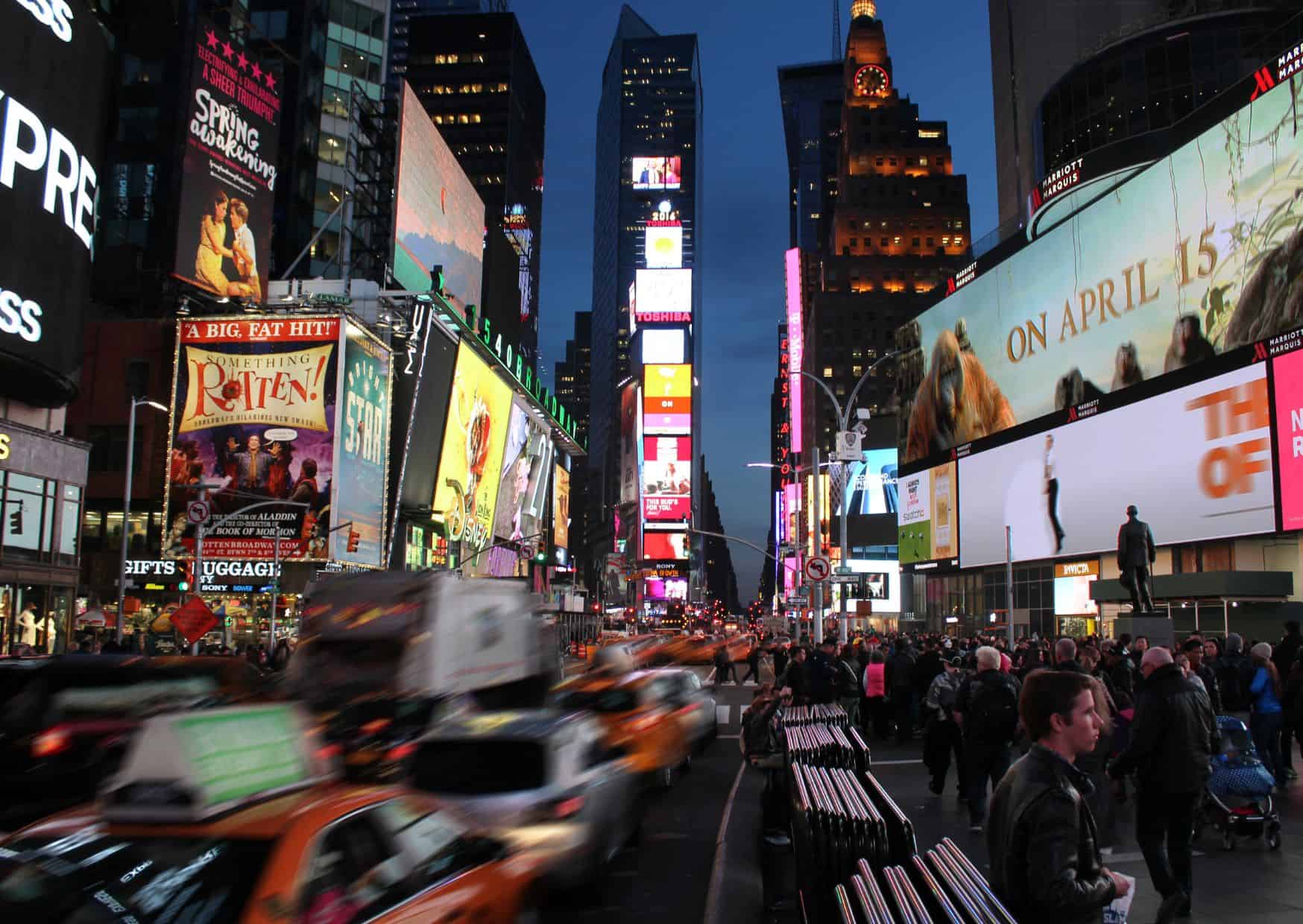 10 US Cities Where Travelers Fear Pickpockets and Scammers the Most, Most Popular Tourist Traps in New York (Travel Guide)