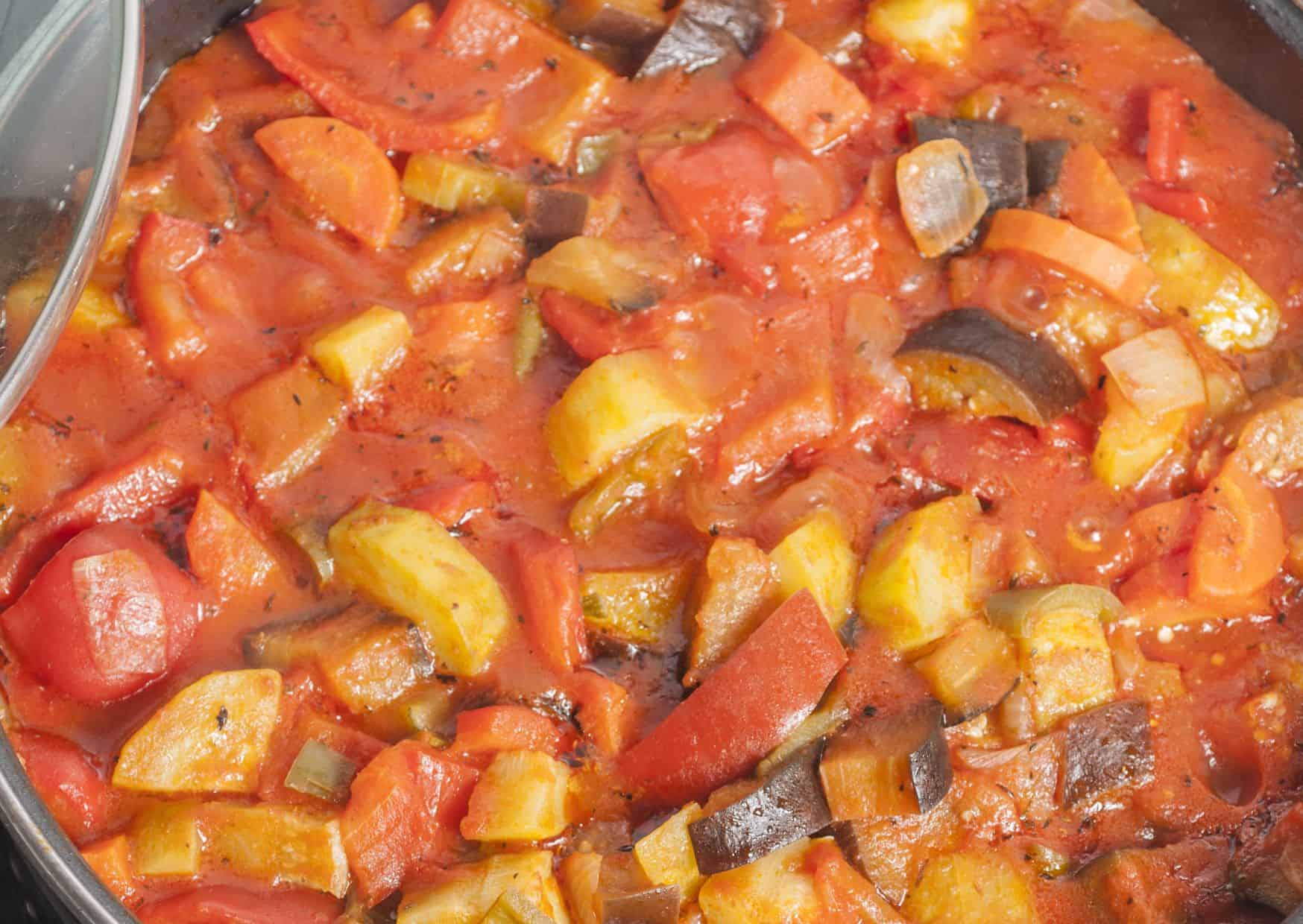 The Spanish Vegetable Dish That Tastes Even Better With an Egg on Top: The Spanish Ratatouille That France Can’t Compete With 3 How To Make Pisto Spanish Ratatouille (Recipe Guide)