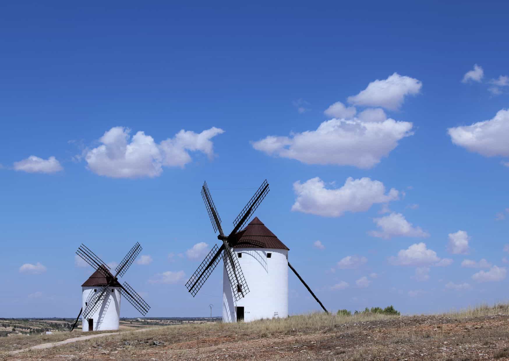15 Common Mistakes to Avoid in Europe and How to Avoid Them, 10 Reasons Not to Visit Spain And 5 Main Reasons to Visit Spain