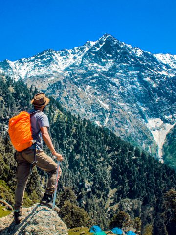 Travel Tips for Contact Lens Wearers