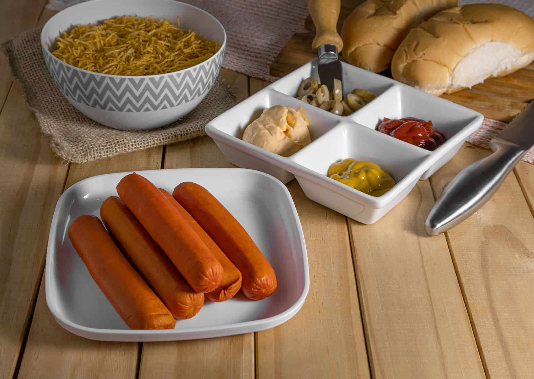 Think Hot Dogs Are Easy? How to Make a Perfect Hot Dog Like a Pro 3 How To Make A Perfect Hot Dog (Recipe Guide)