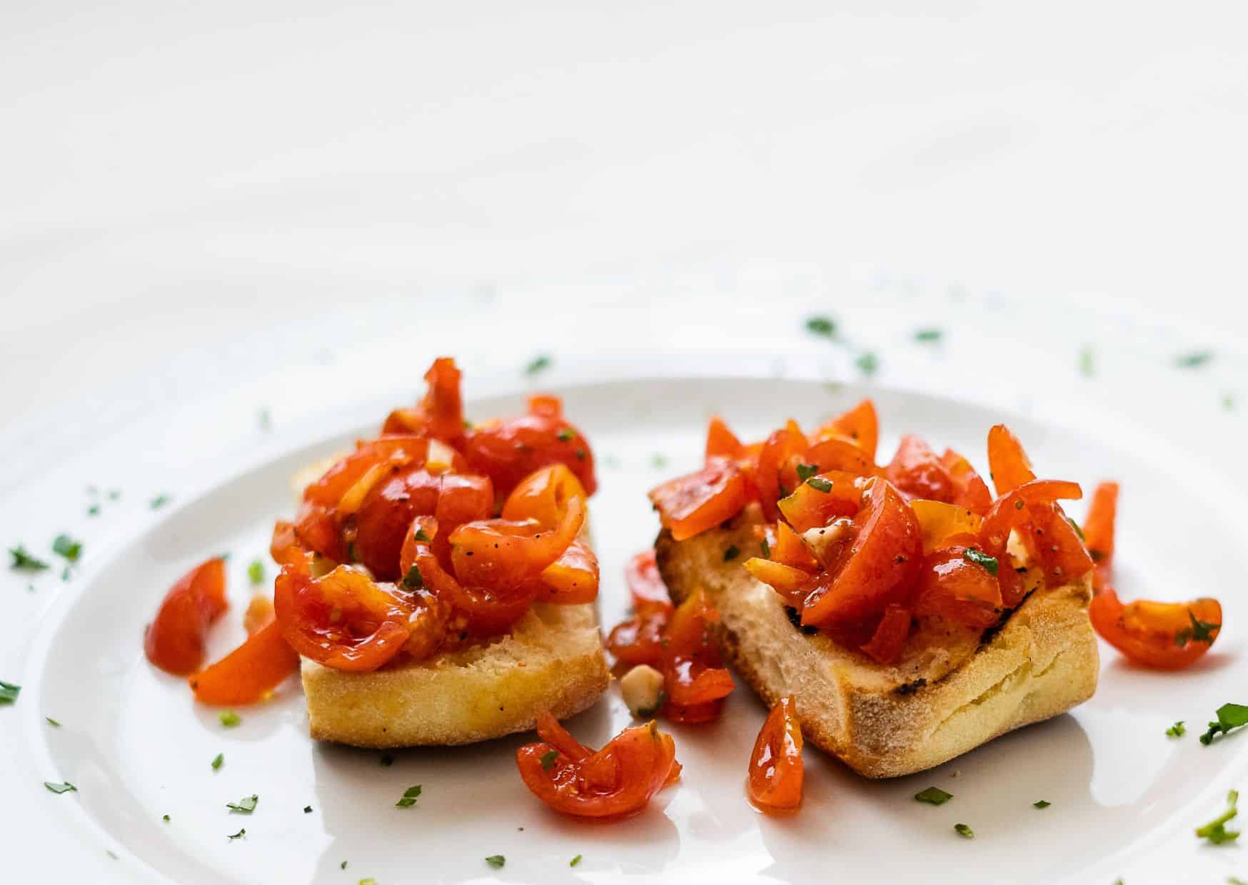 The 15-Minute Italian Recipe That Makes Tomatoes Taste Incredible: How to Make Real Bruschetta al Pomodoro 3 How To Make Bruschetta al Pomodoro (Recipe Guide)