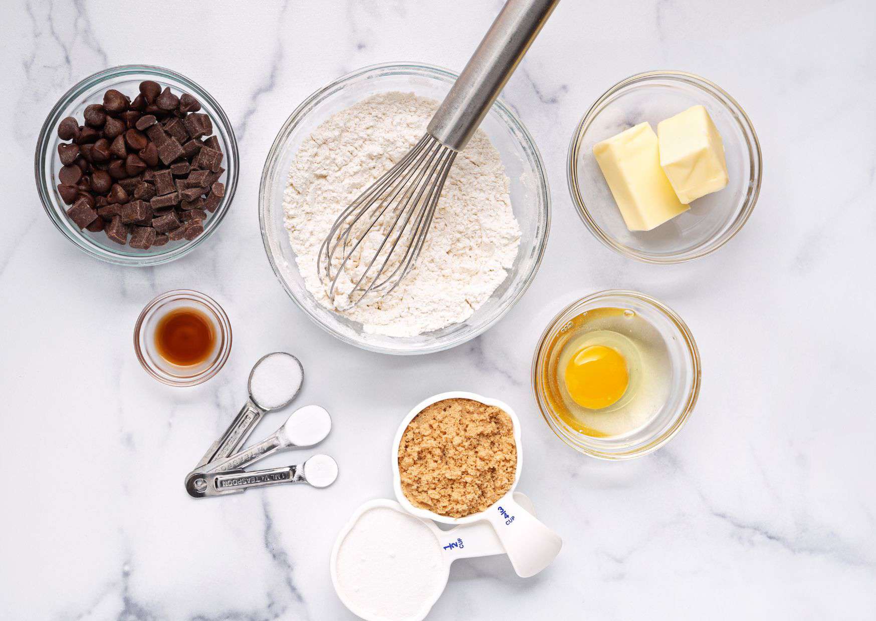 How To Make Chocolate Pudding Cake (Recipe Guide), How To Make Classic Chocolate Chip Cookies